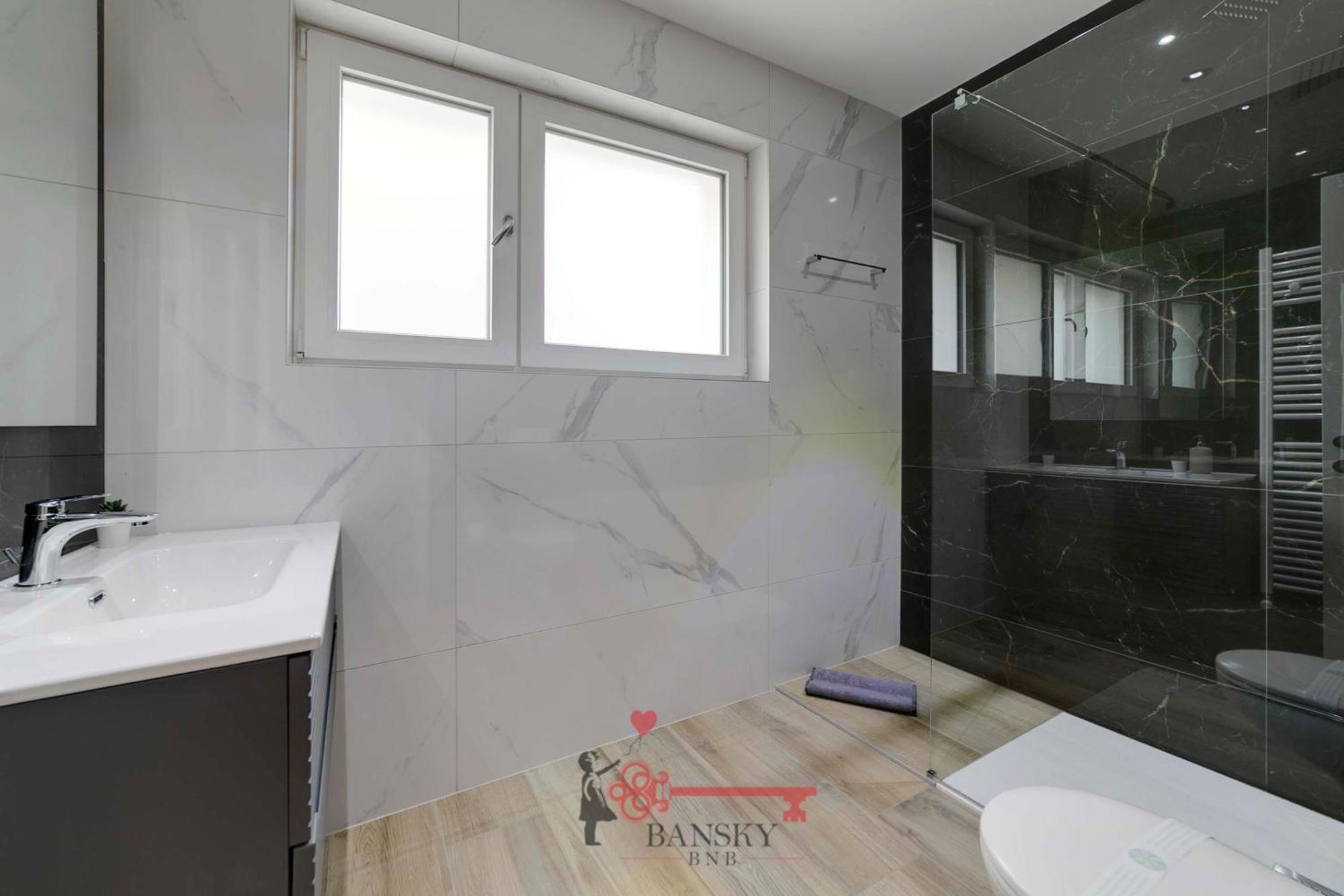Home Sofia Room 2 - Modern Station -By Easylife Swiss 盧加諾 外观 照片
